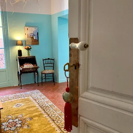 D'hotes Hyper Bed & Breakfast 3*